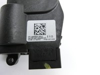 Tesla Model S Palladium 21-25 Stellmotor für Heizung Gebläse Tesla Model S Palladium 21-25 30.07.2024 1500827-00-A... Vorschau 5