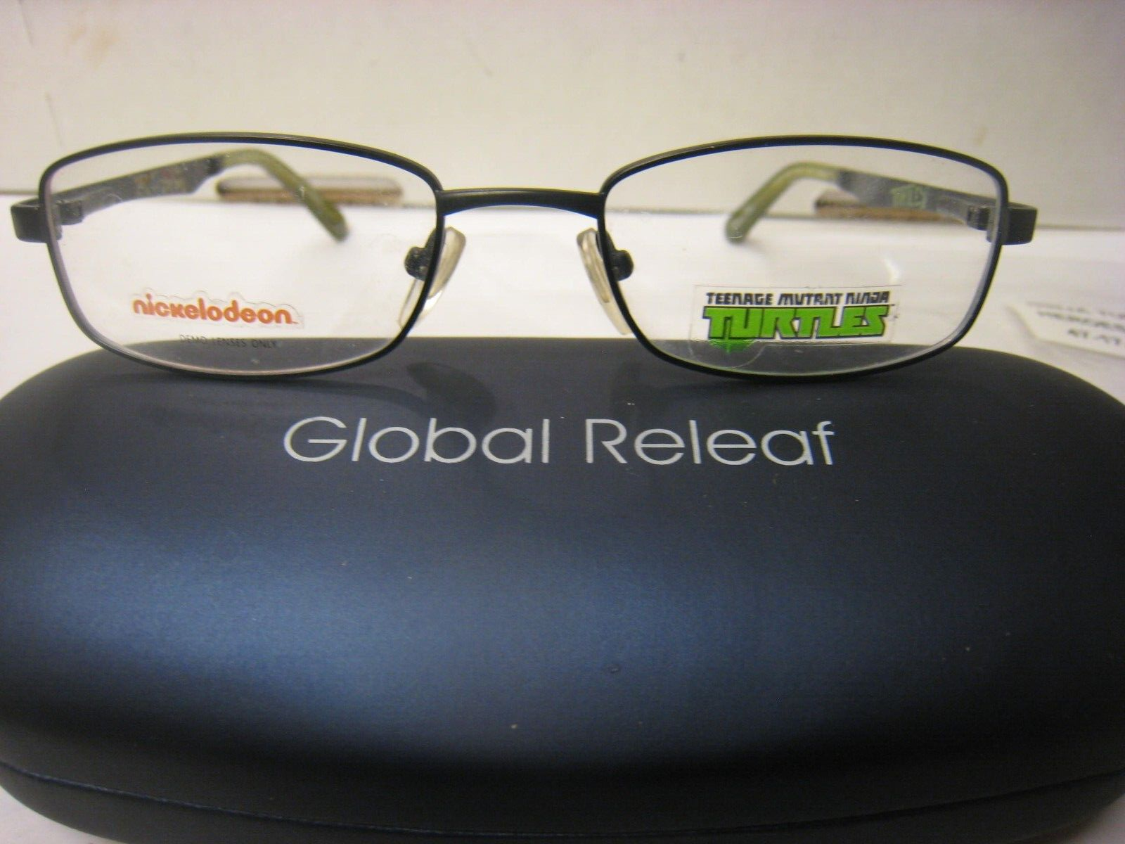 30.31ブレインタートル Lamar Multicolor Frame Glasses with Butterfly Frame Online