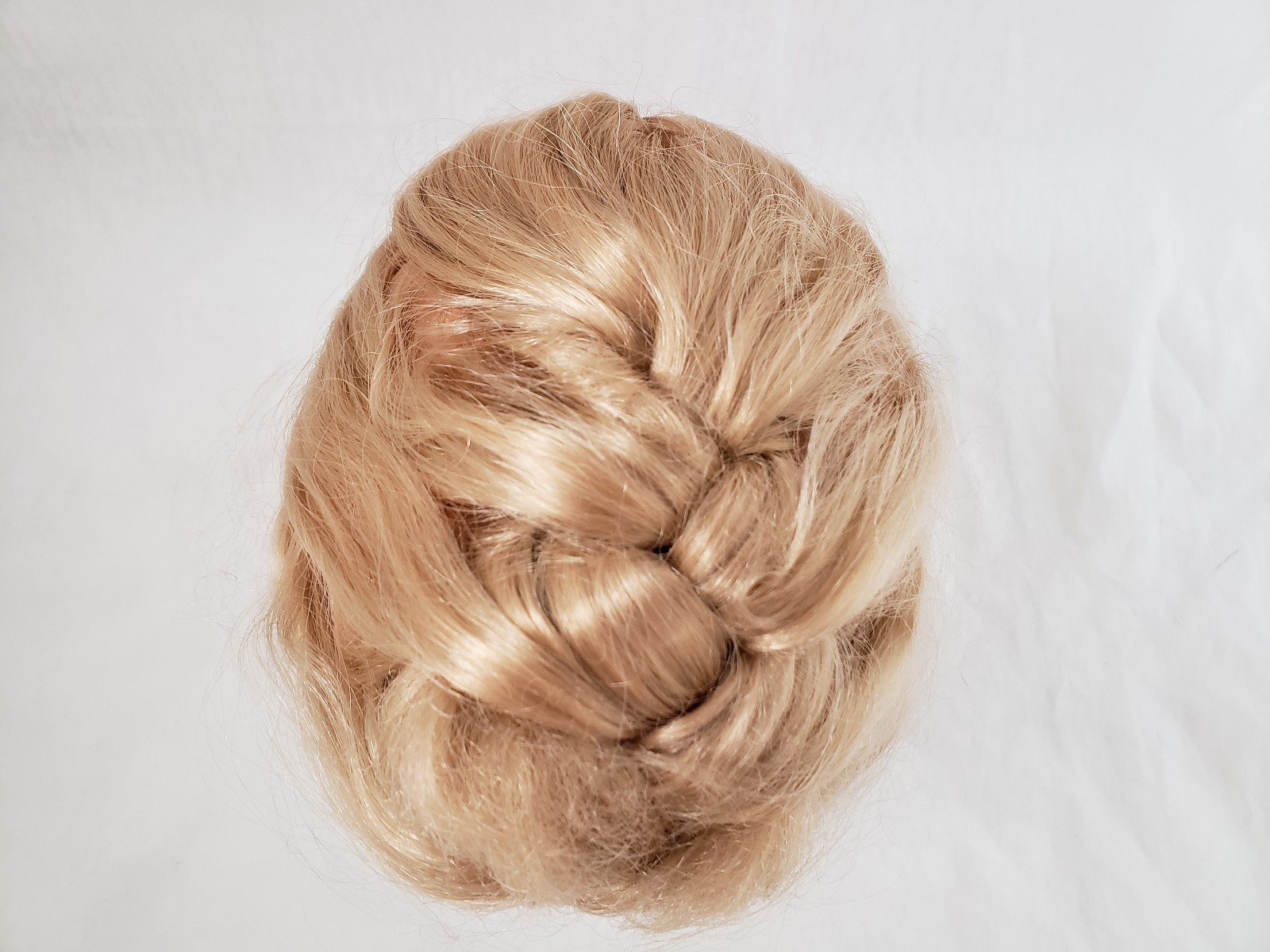 THEO KLEIN Blonde Life Size Girl Hair Styling Doll Head Cosmetology 11