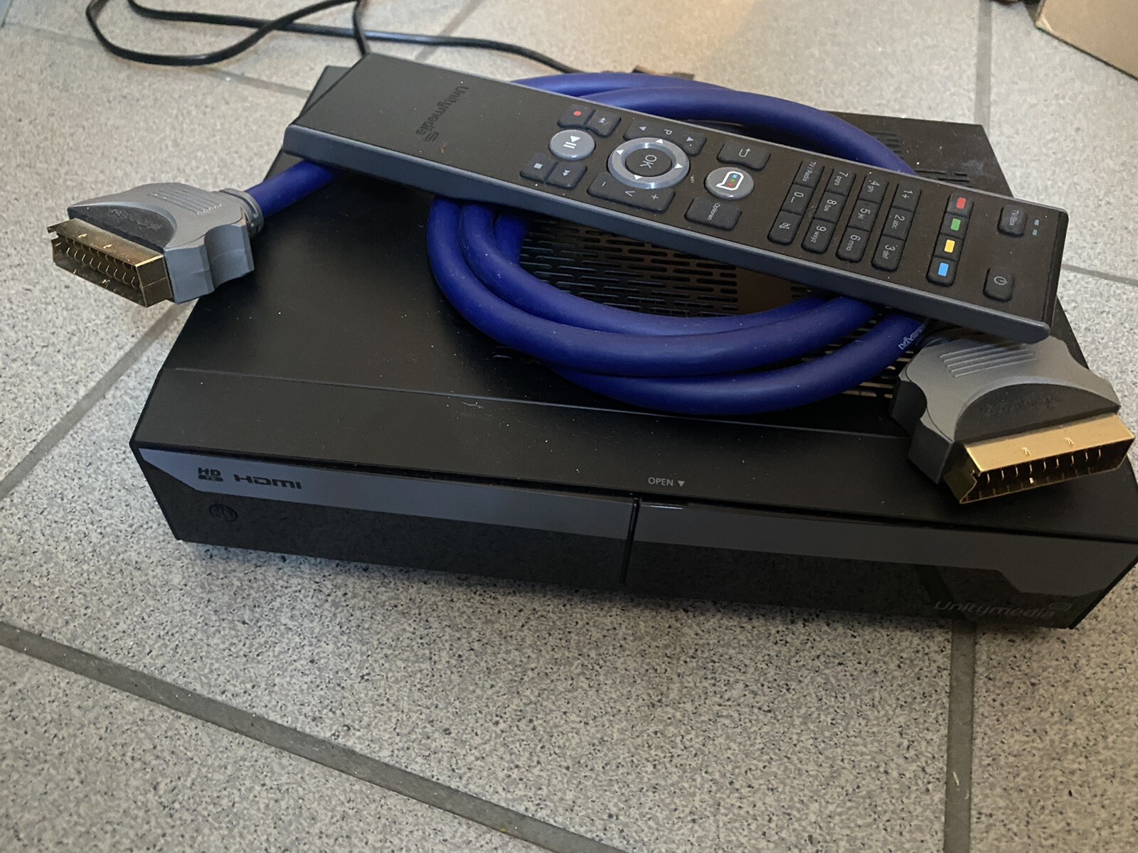 Sat receiver. Спутниковый ресивер amiko. Amiko hd8840. Amiko hd8265. Amiko mira wifi.