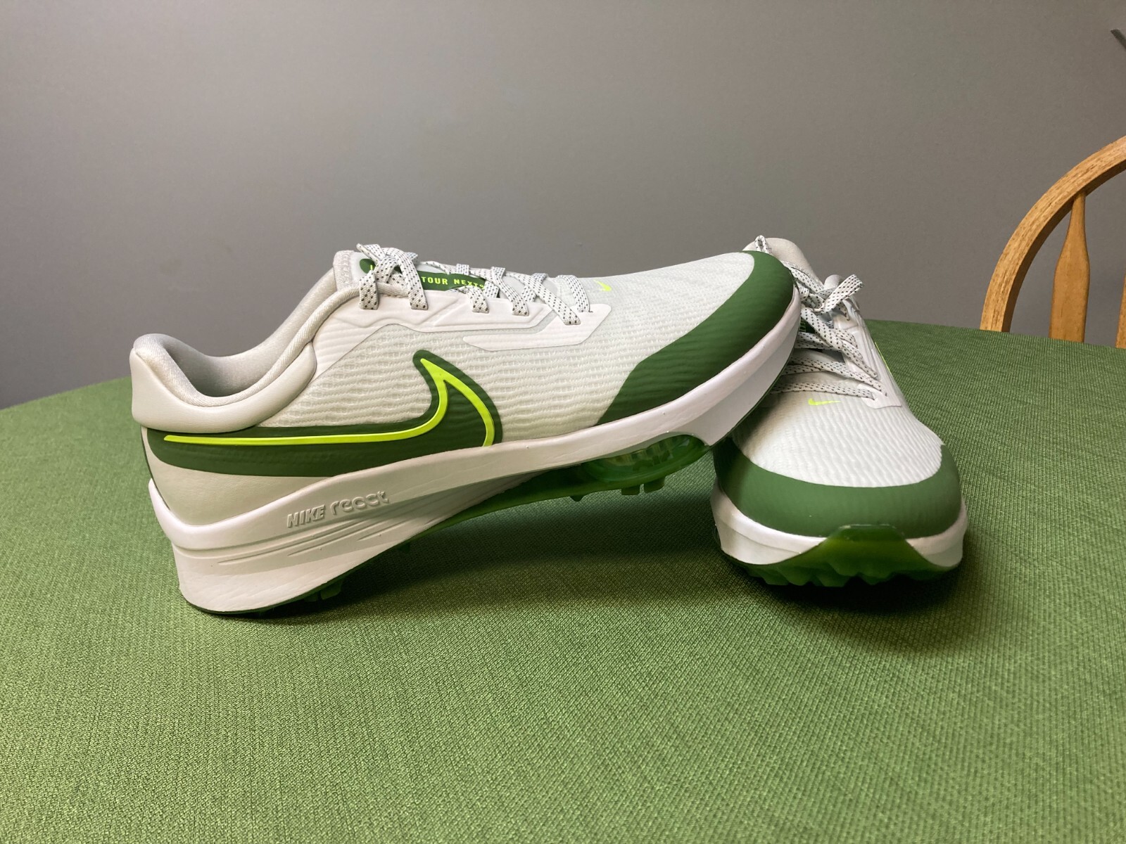 Nike Men's Air Zoom Infinity Tour NXT% Golf Shoes White Nike Men's Air Zoom Infinity Tour NXT% Golf Shoes White
