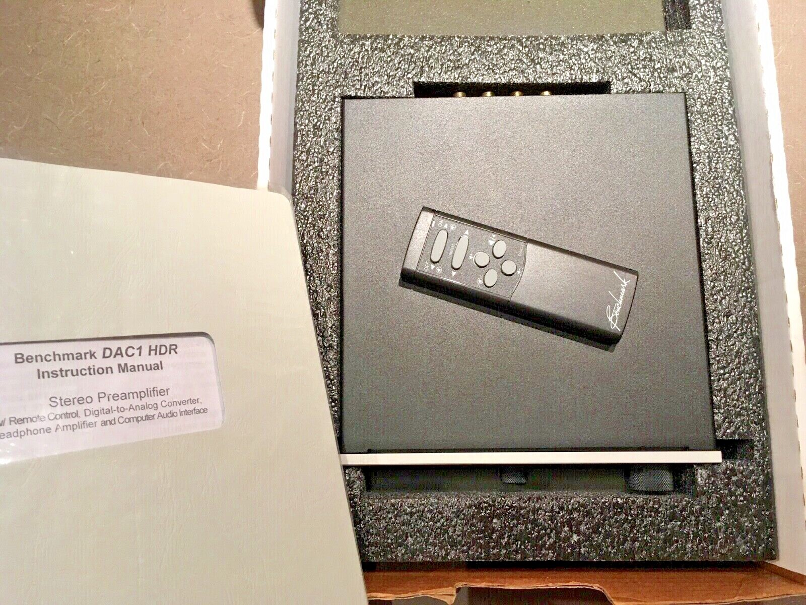 Benchmark DAC1 HDR Silver w/Remote