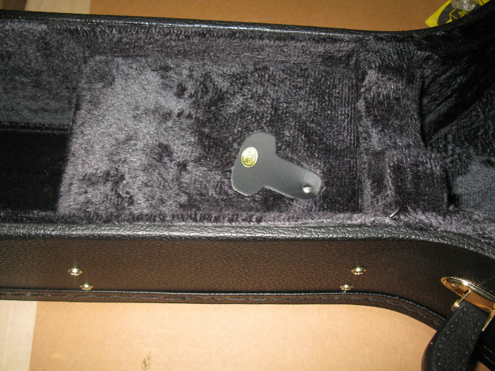 Wanxinda Lockable Hard Shell Guitar Case for Acoustic Guitar