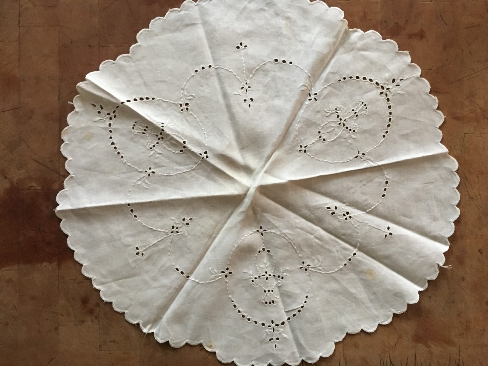 Set Of 3 Vintage Mid Century Dresser Table Scarves White Scallop Edge #100