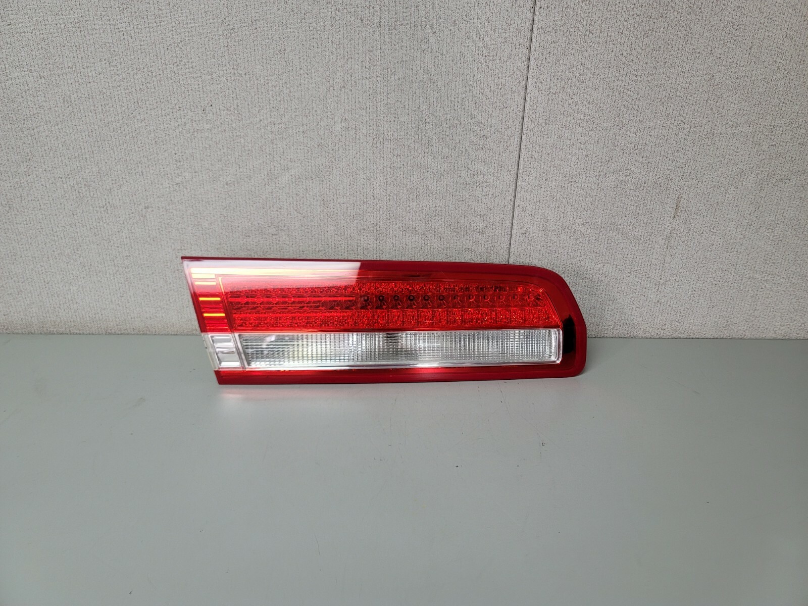 らんらんさま 2010 2011 2012 LINCOLN MKZ LEFT INNER TAIL LIGHT | eBay