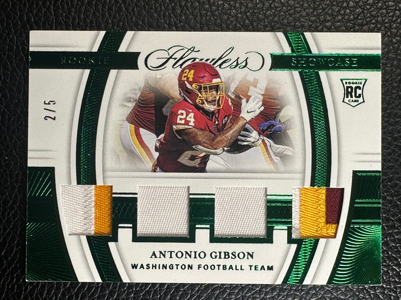 2020 Panini Flawless Rookie Showcase Emerald Antonio Gibson 2/5 Patch RC Rookie