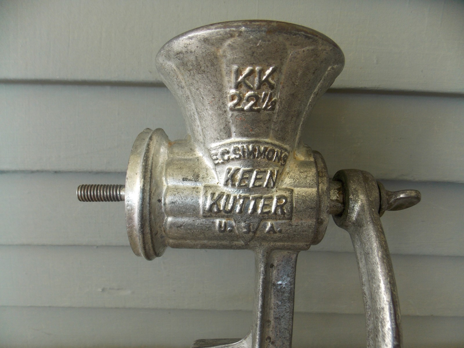 Vintage E.C. Simmons Keen Kutter #KK 22 1/2 Cast Iron Meat Grinder Counter Clamp