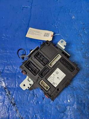 mayさま確認ページ1点 06-10 NISSAN PATHFINDER IPDM BCM Body Module Fuse Box Block