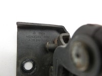 Mercedes W211 E200 02-06 Lim Heckklappe Verriegelung Heckklappenschloss Mitte Mercedes W211 E200 02-06 27.02.2003... Vorschau 2