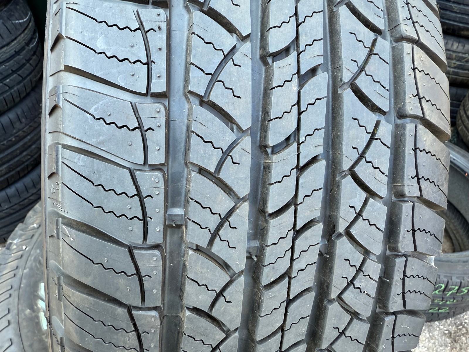 New 265 65 17 Michelin, Latitude Tour, M+S, 110S, x1 Singles (F1_tyres) L1828