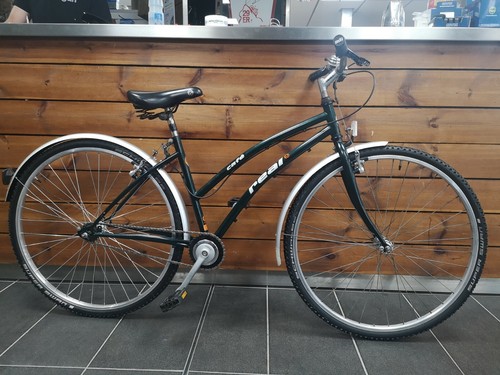 barracuda yellow stripe bike