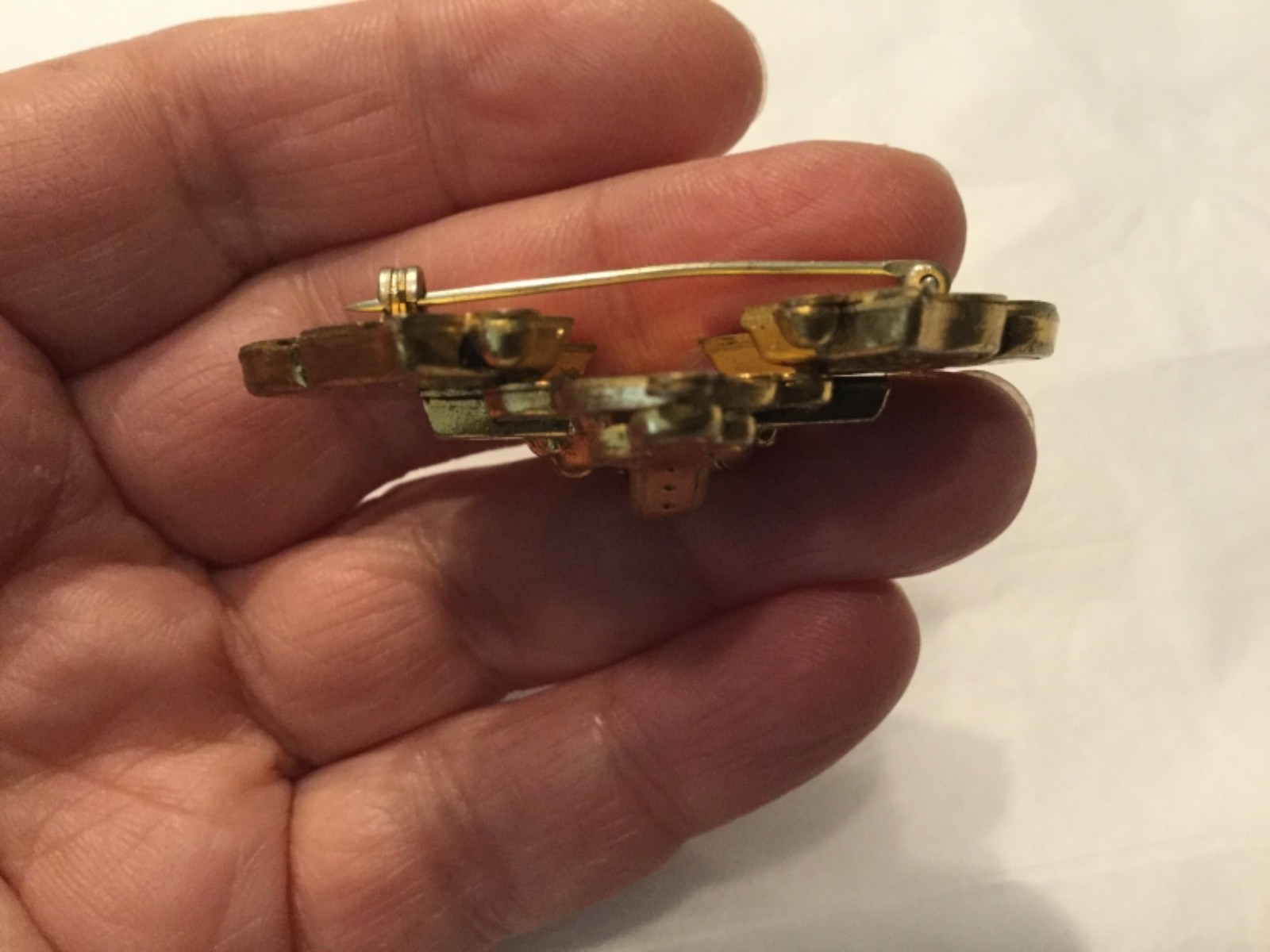 Large 2” late Victorian gold filled hollow buckle brooch pin