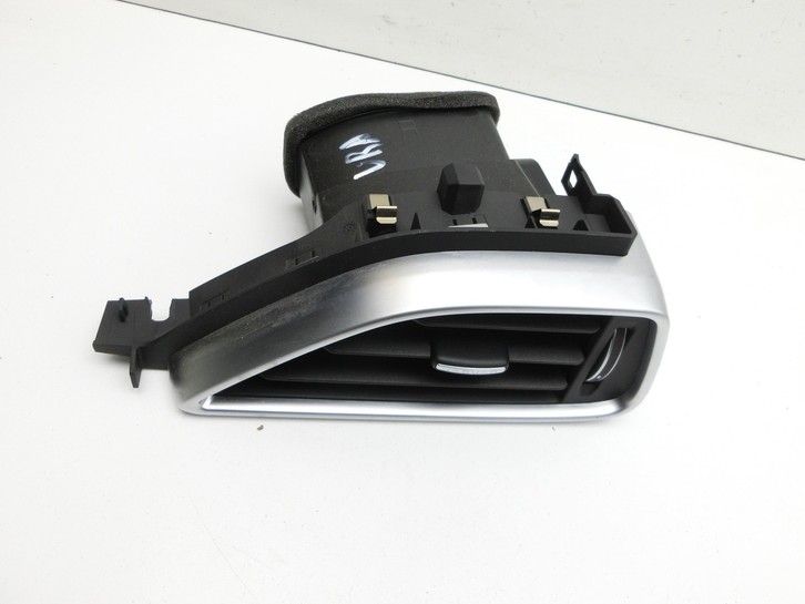 Jaguar XE X760 15-19 Luftdusche Luftdüse Rechts Jaguar XE X760 15-19 26.08.2018 T4A12747 HX73-018B08-AE gebraucht Vorschau 2
