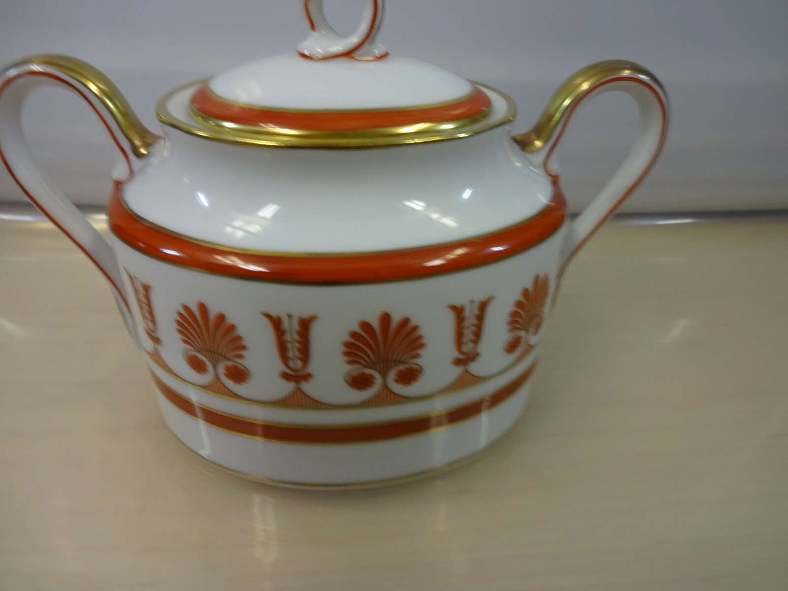 Richard Ginori Ercolano Red Gold Rim Sugar Bowl with Lid 5.75