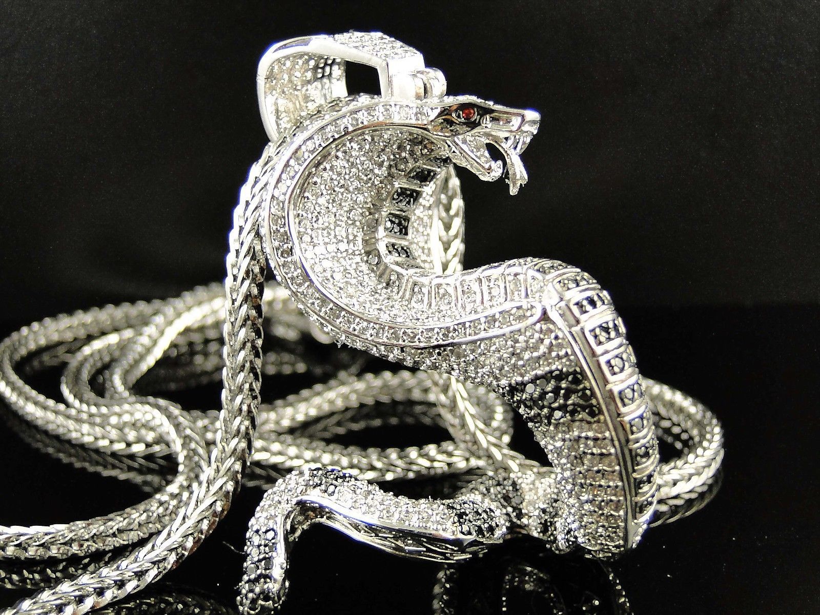 Collares y Colgantes Dijes De Vidrio para hombres