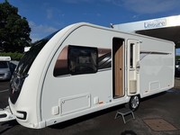 SWIFT ELEGANCE 580, 4 BERTH WITH ISLAND BED, ALDE, MOVER, LED LIGHTS
