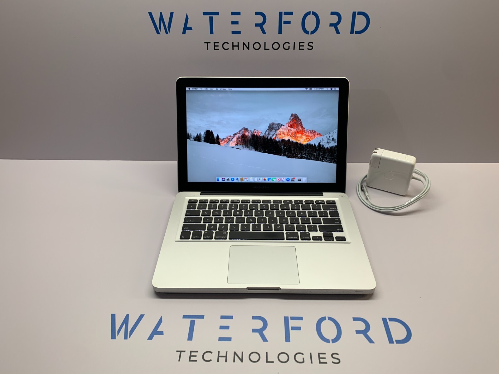 Apple MacBook Pro 13 | 2.9GHz i7 Turbo | 16GB RAM 1TB Apple MacBook Pro 13 | 2.9GHz i7 Turbo | 16GB RAM 1TB