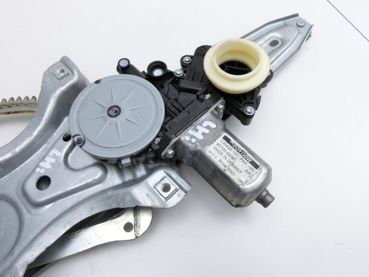 Avensis T27 15-18 Lim Fensterhebermotor mit Fensterheber Links Hinten Avensis T27 15-18 20.01.2016 85720-05061... Vorschau 2