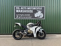 Honda CBR1000RR Fireblade 2008 White and Black 12k Miles Very Clean Bike 