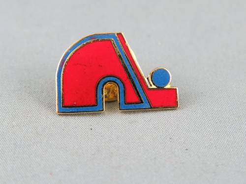 Retro Quebec Nordiques Lapel Pin - Don in Team Colours - Hard to Find