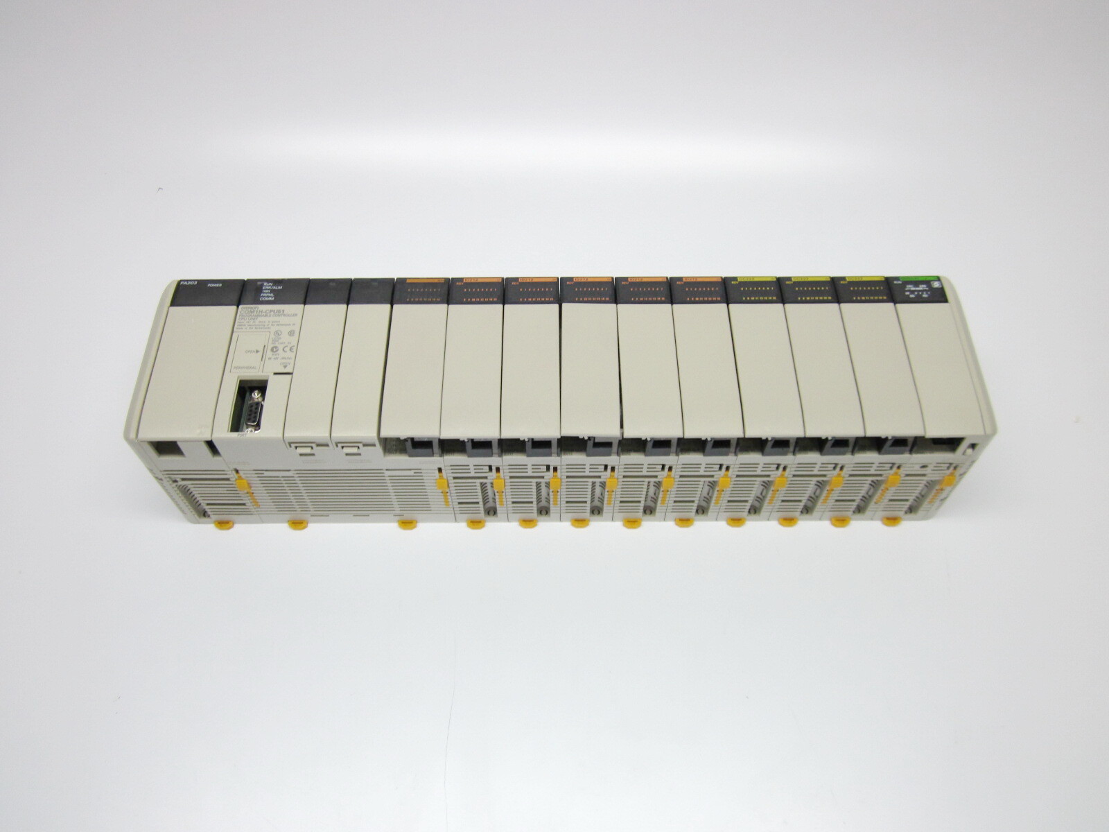Omron CQM1H-CPU51, CQM1-PA203, 5 X CQM1-ID212, 3X CQM1-OC222 Omron CQM1H-CPU51, CQM1-PA203, 5 X CQM1-ID212, 3X CQM1-OC222