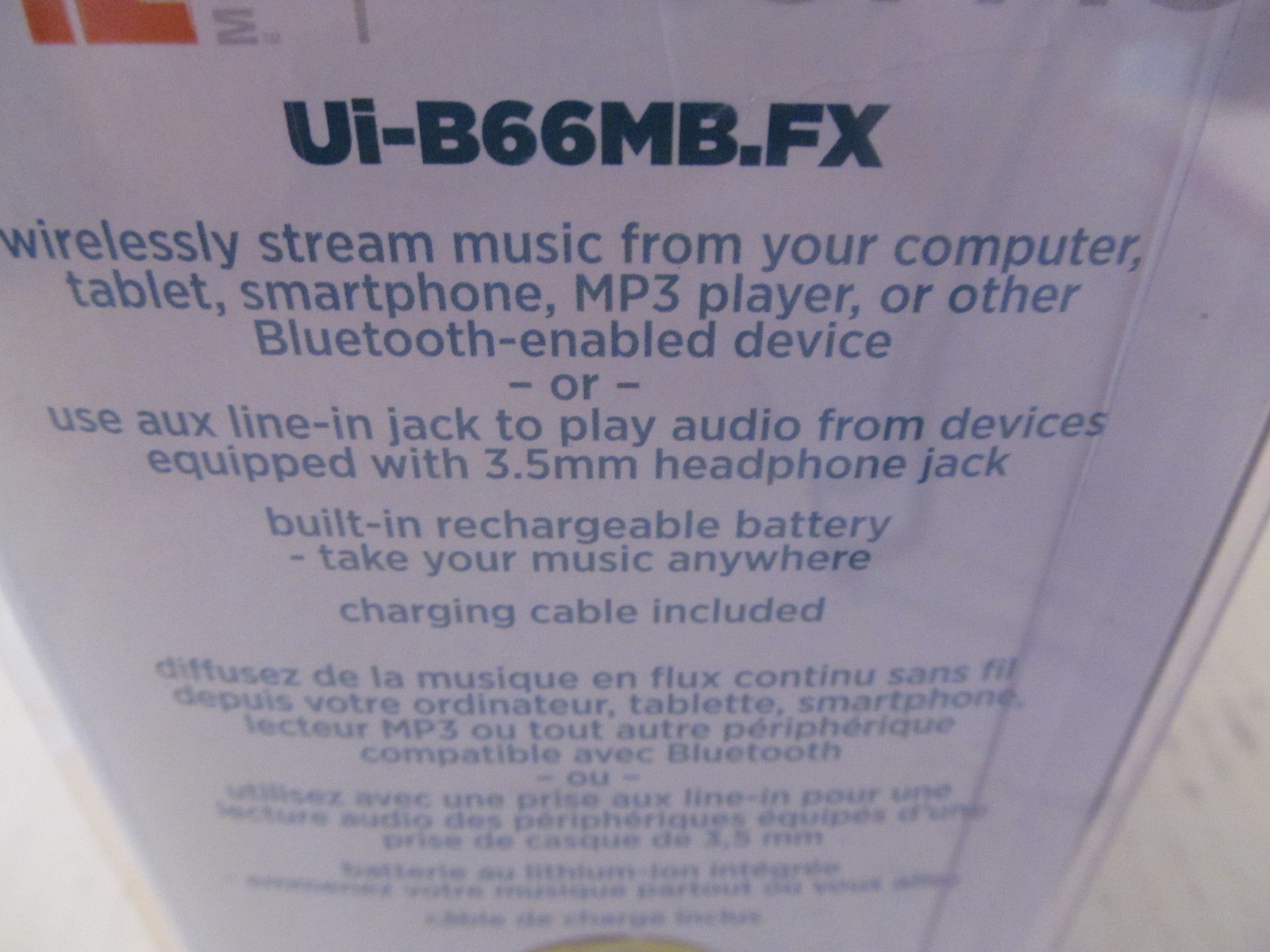 *NIB* Despicable Me Minion Made Bluetooth Speaker