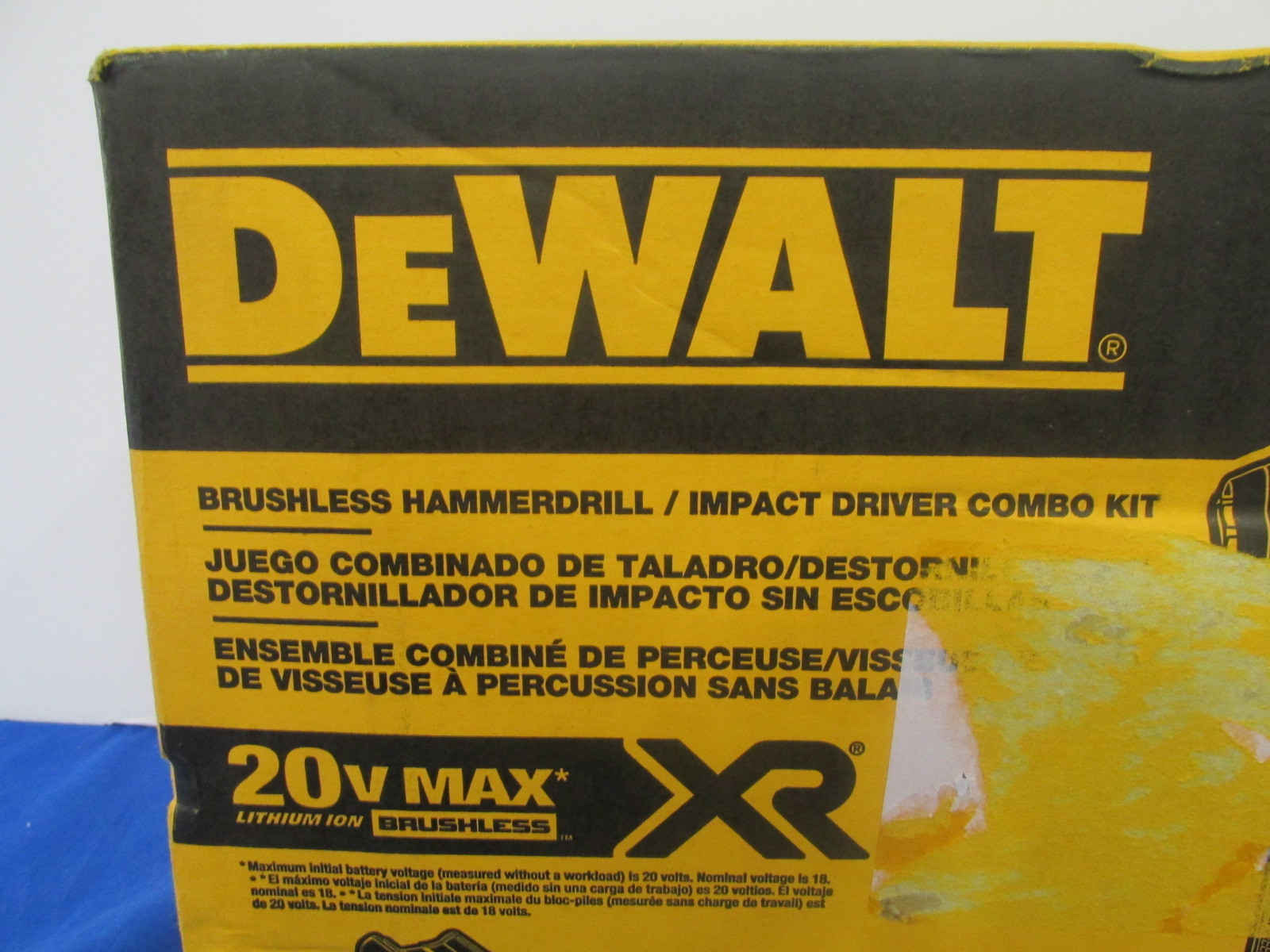 DEWALT 20V Cordless Hammerdrill & Impact Driver Combo Kit - DCK299M2