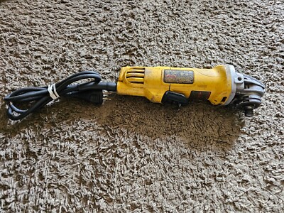 Dewalt DWE4012 120V 4-1/2'' Corded Angle Grinder - Works - FOR PARTS OR REPAIR