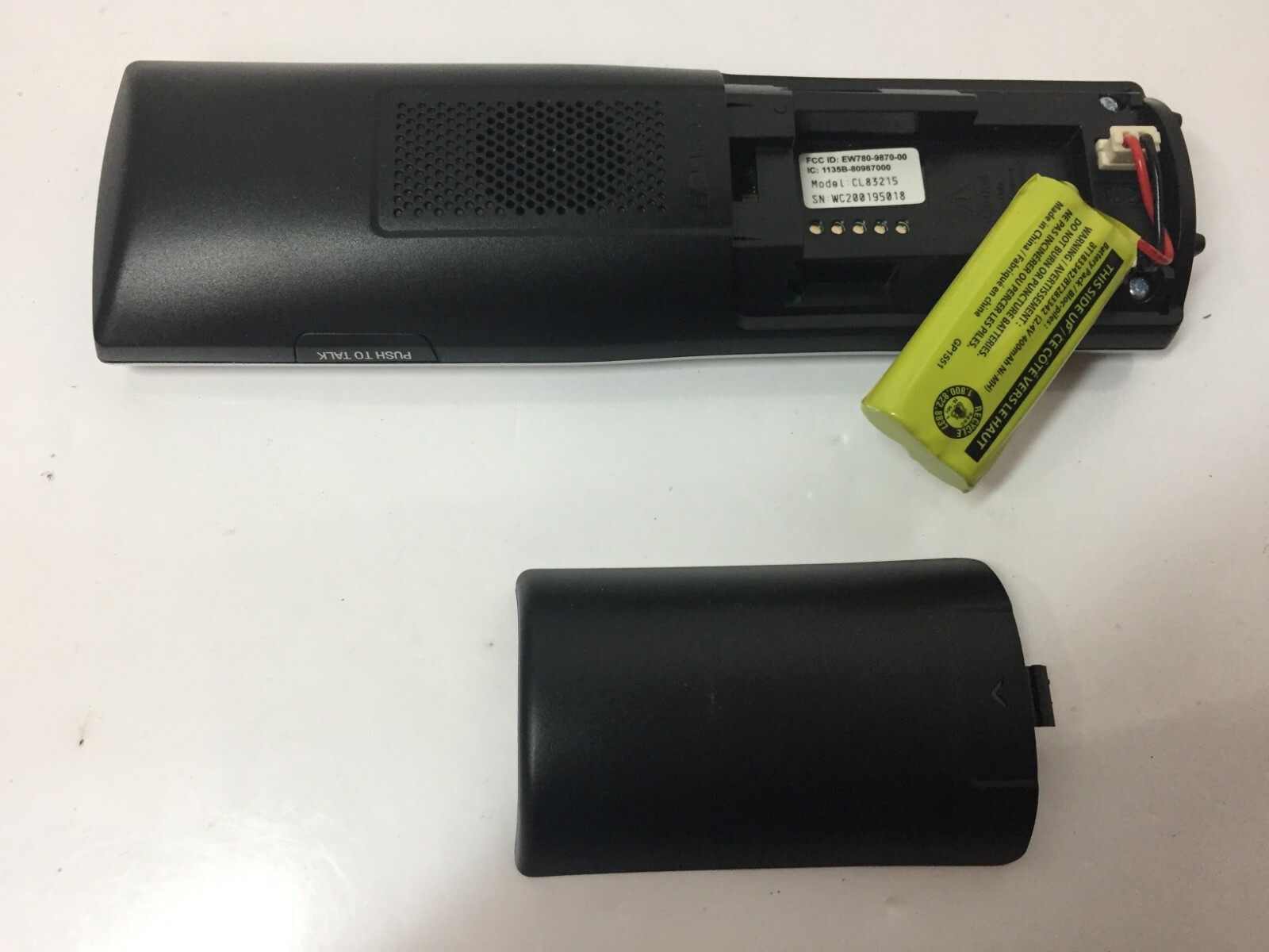 AT&T 5.8 GHZ Digital Cordless Phone Handset CL83215 Phone Unit Only