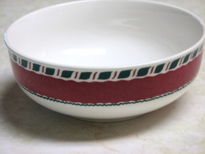 Fitz and Floyd China YULETIDE HOLIDAY Christmas Red and Green Cereal Bowl(s)