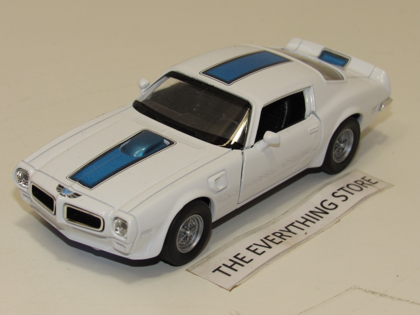 ミニカー Welly 1972 Pontiac Firebird Trans Am WELLY 72 PONTIAC FIREBIRD TRANS AM 4.75 INCHES LONG WHITE NO