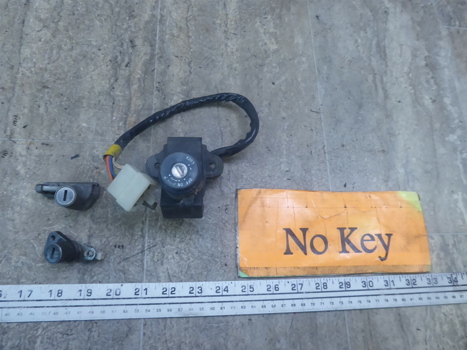 Switch　セット Amazon.co.jp: 汎用 スイッチボックス 左右セット ZZR1100C