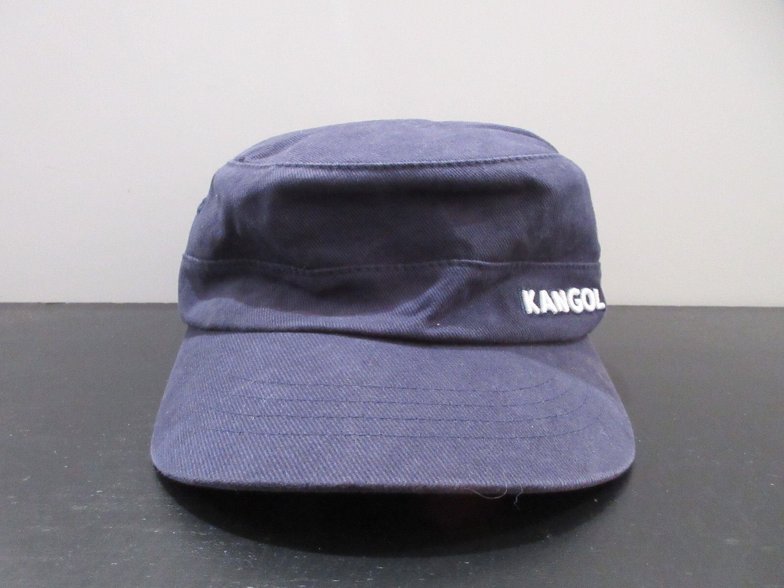 Kangol Hat Cap Fitted Adult Medium Blue White Kangaroo Hip