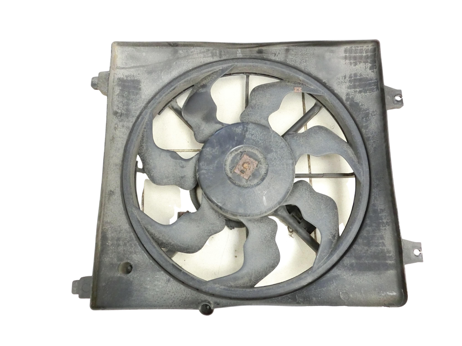 Hyundai Santa Fe II CM 06-12 CRDI 2,2 110KW Lüfter Ventilator f. Kühler  - Bild 1