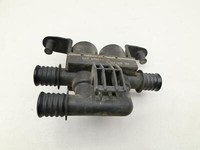 BMW X5 35d E70 06-10 3,0 173KW Ausgleichsbehälter für Kühlmittel BMW X5 35d E70 06-10 29.06.2007 8621092... Vorschau 2