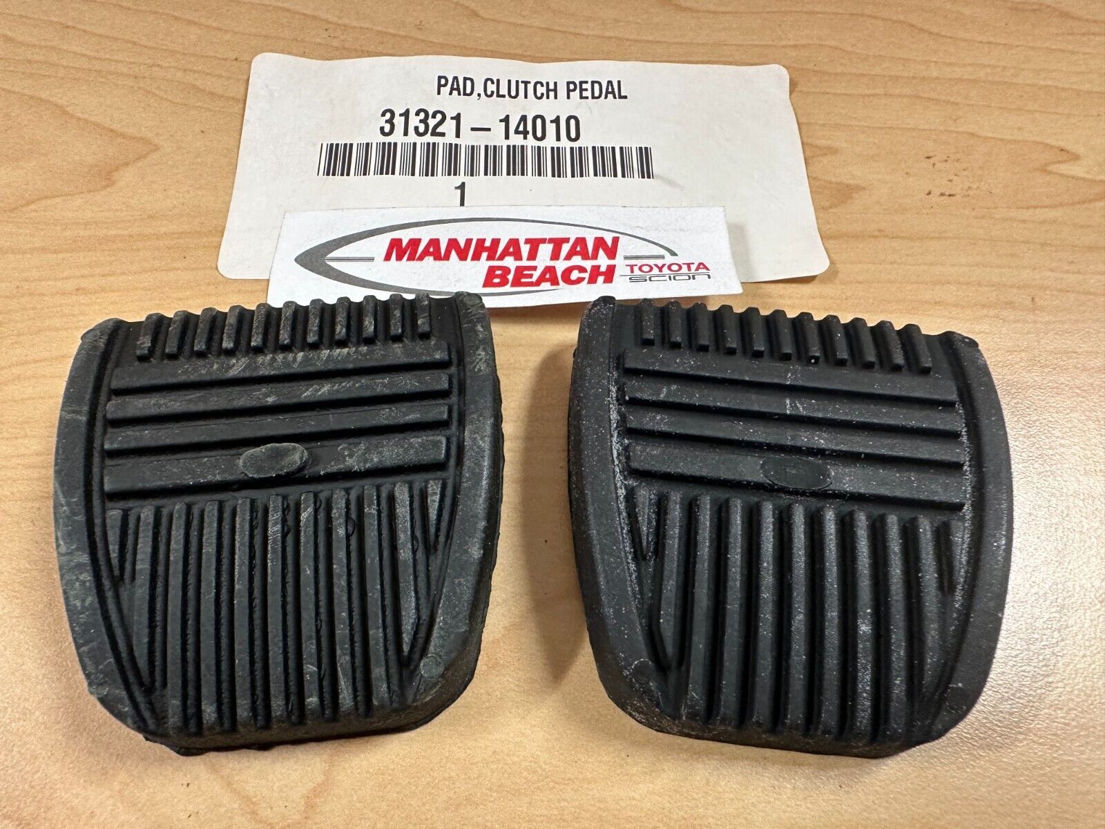 Toyota Pickup Truck 1979-1983 BRAKE CLUTCH PEDAL PADS Toyota Pickup Truck 1979-1983 BRAKE CLUTCH PEDAL PADS