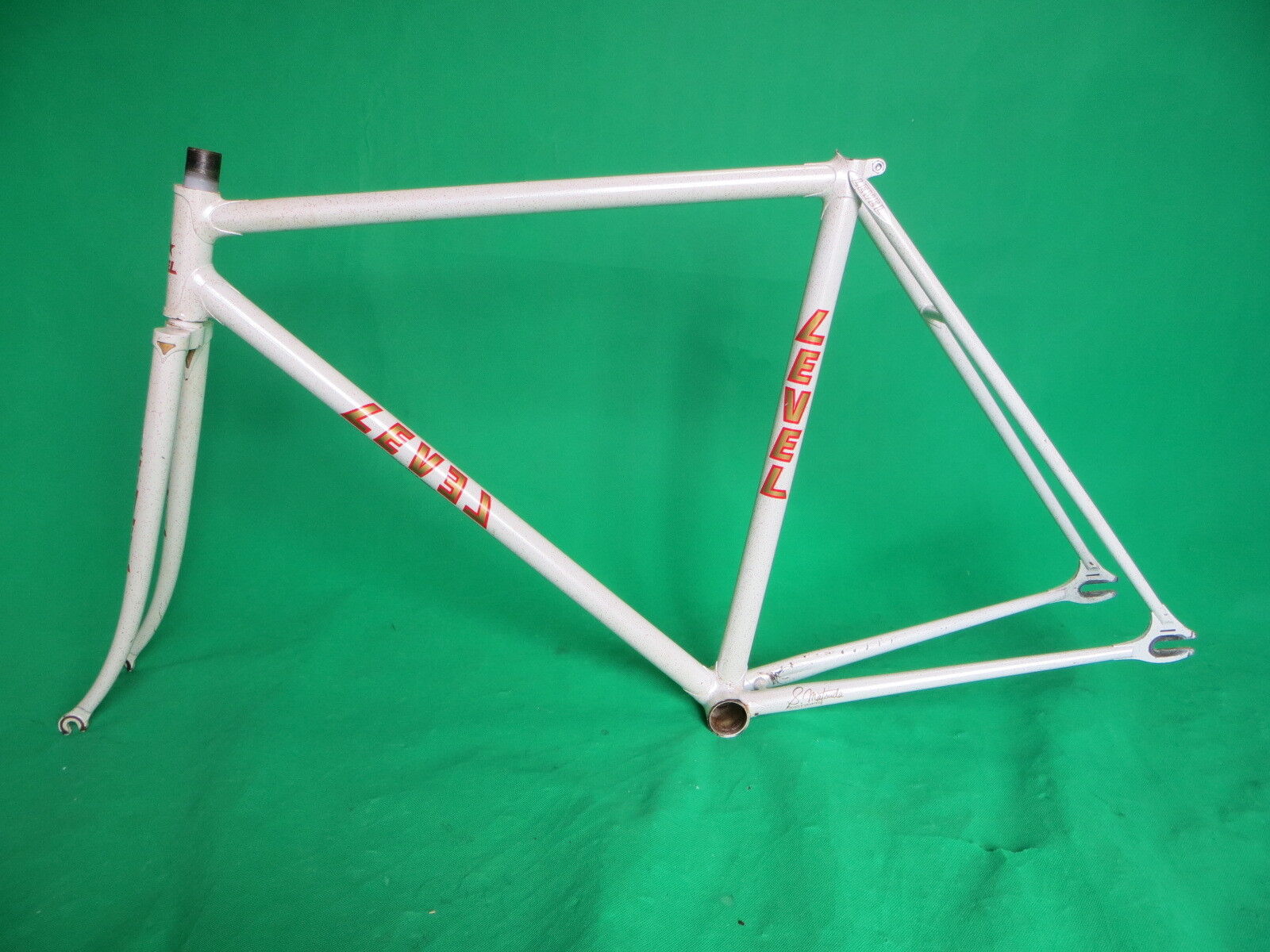 Level White NJS Approved Keirin Frame Set Track Bike Fixed Level White NJS Approved Keirin Frame Set Track Bike Fixed