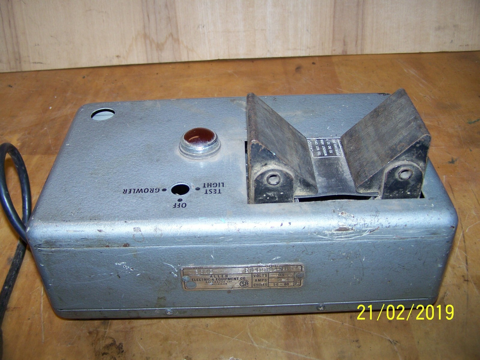 MODEL E312 ALLEN ELECTRIC AND EQUIPMENT VINTAGE ARMATURE GROWLER