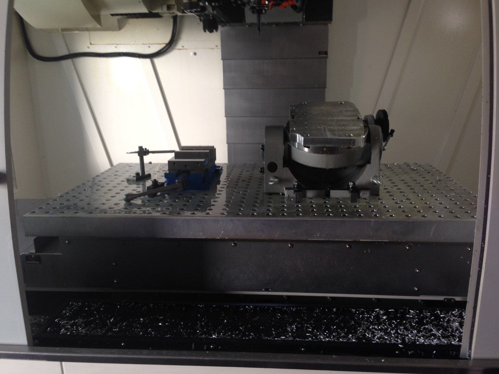 2013 CBS ( Or Litz Hitech) VMC-CBS/ V-55 Vertical MachiningCenter