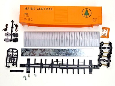 E&C Shops #201 HO Scale 50' PS-1 SD Boxcar Maine Central #9378 + Bonus KDs