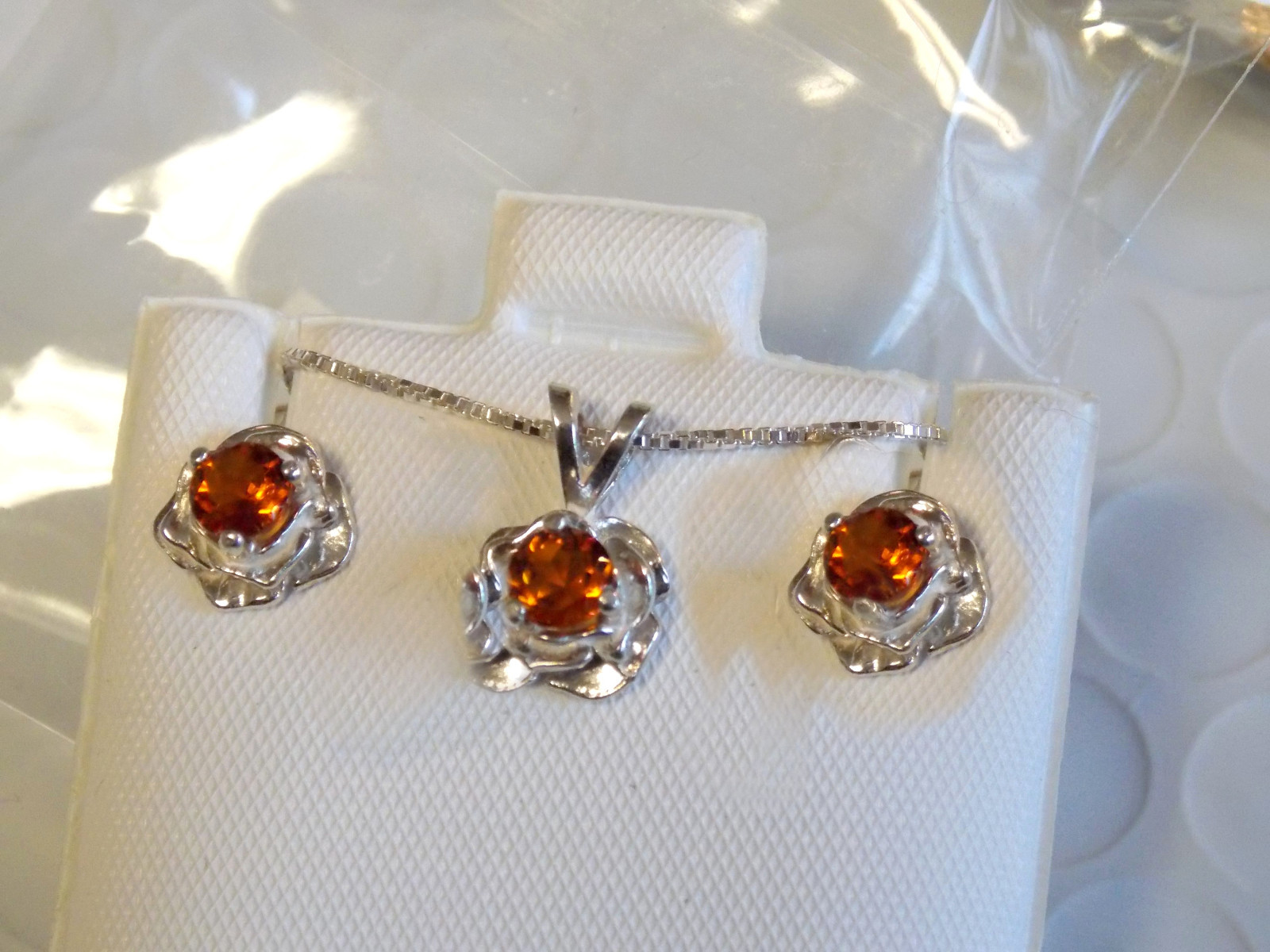 DAINTY NATURAL MADEIRA CITRINE STERLING SILVER FLOWER PENDANT EARRING SET USA