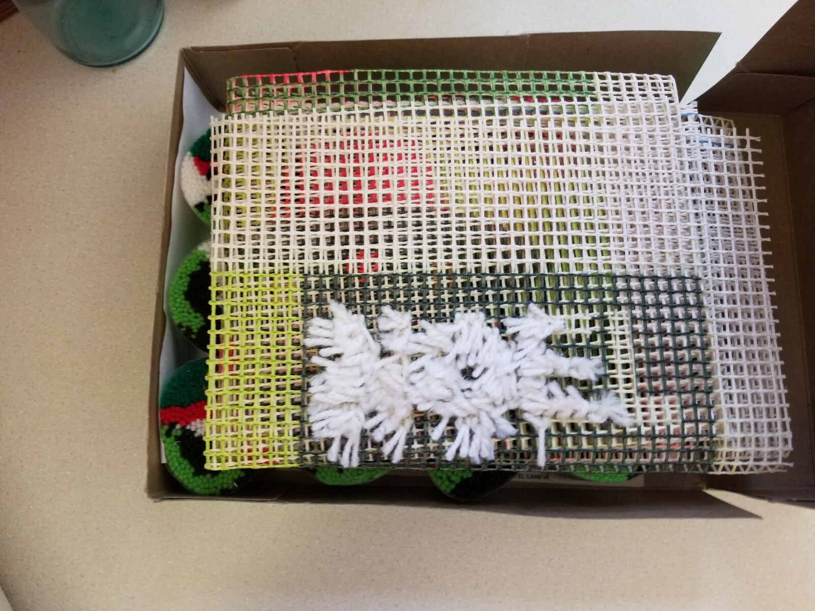 Malina Christmas Sampler Hook a Rug Kit  43/07 28