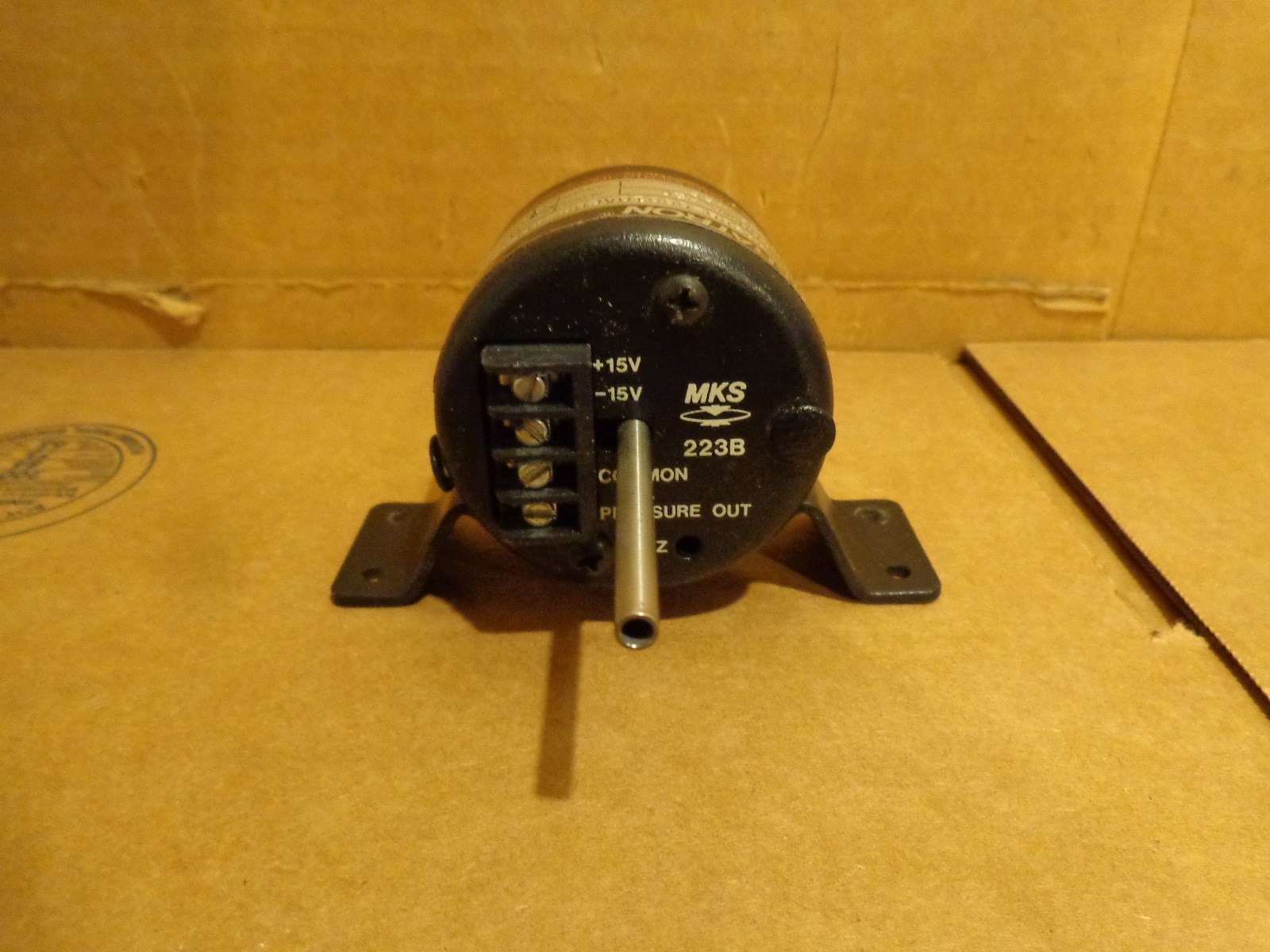 BARATRON 223BD-00010ACUS-SPCAL PRESSURE TRANSDUCER