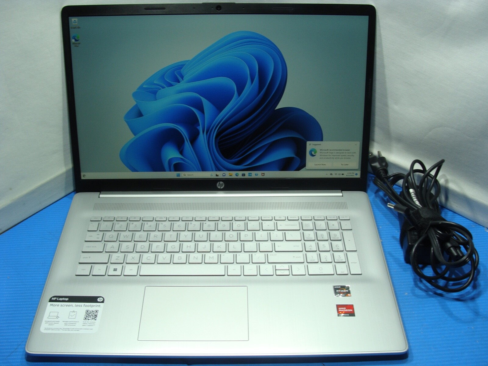 HP Laptop 17-cp0700dx 17.3 HP Laptop 17-cp0700dx 17.3