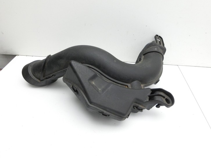 Nissan Juke F15 15-18 1,6i 86KW Ansaugrohr Ladeluftschlauch Luftschlauch Pos.1 Nissan Juke F15 15-18 01.01.2017... Vorschau 2