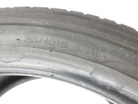 Mercedes C209 CLK 320 05-09 1x Reifen Ganzjahresreifen Hankook 255/40R19 100W 5.7mm Mercedes C209 CLK 320 05-09... Vorschau 4