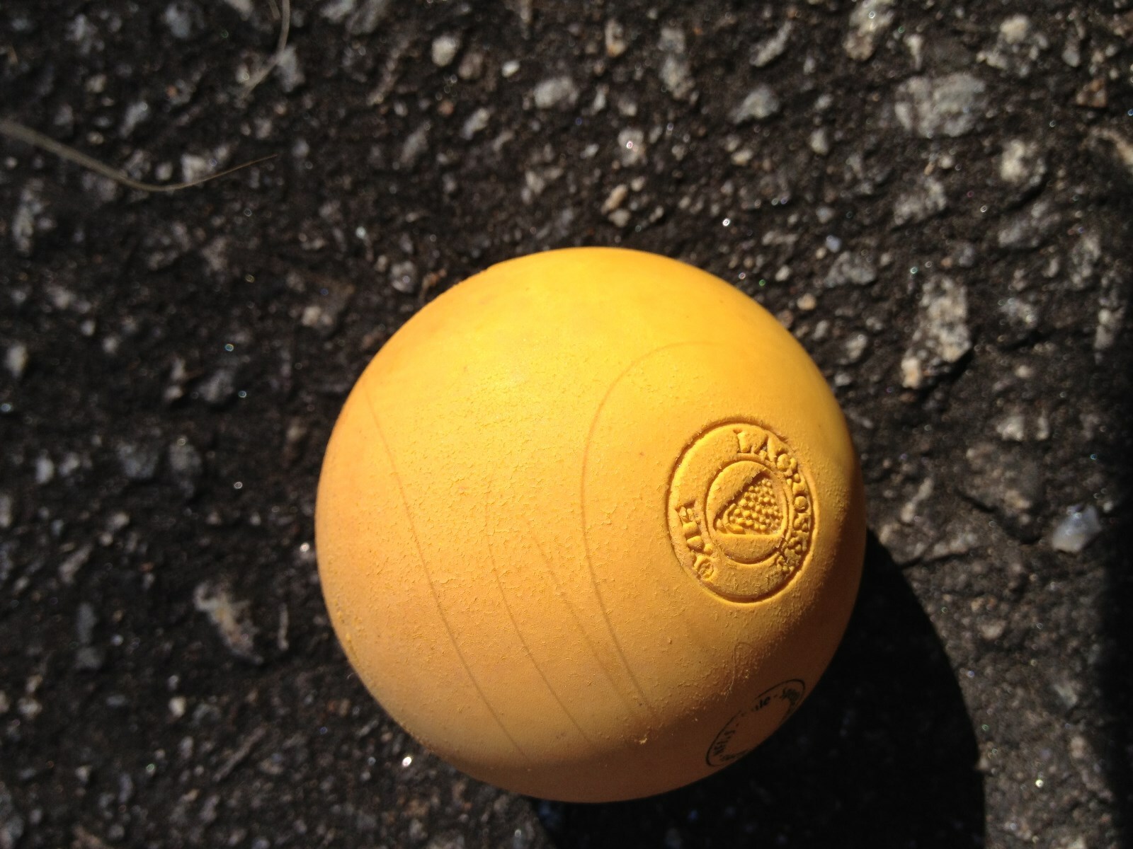 yellow lacrosse ball made in China, fits NCAA Rules and Specifications