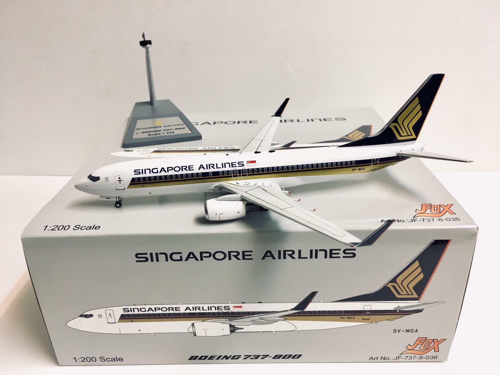 J Fox / Gemini scale 1:200 Singapore Airlines BOEING 737-800 J Fox / Gemini scale 1:200 Singapore Airlines BOEING 737-800
