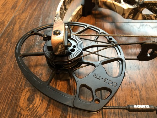 Mathews Triax - Lost Camo Xd - 70# - RH