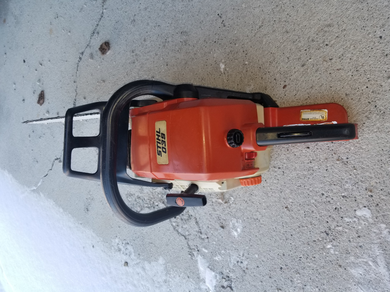 STIHL 039 CHAINSAW  WITH 18